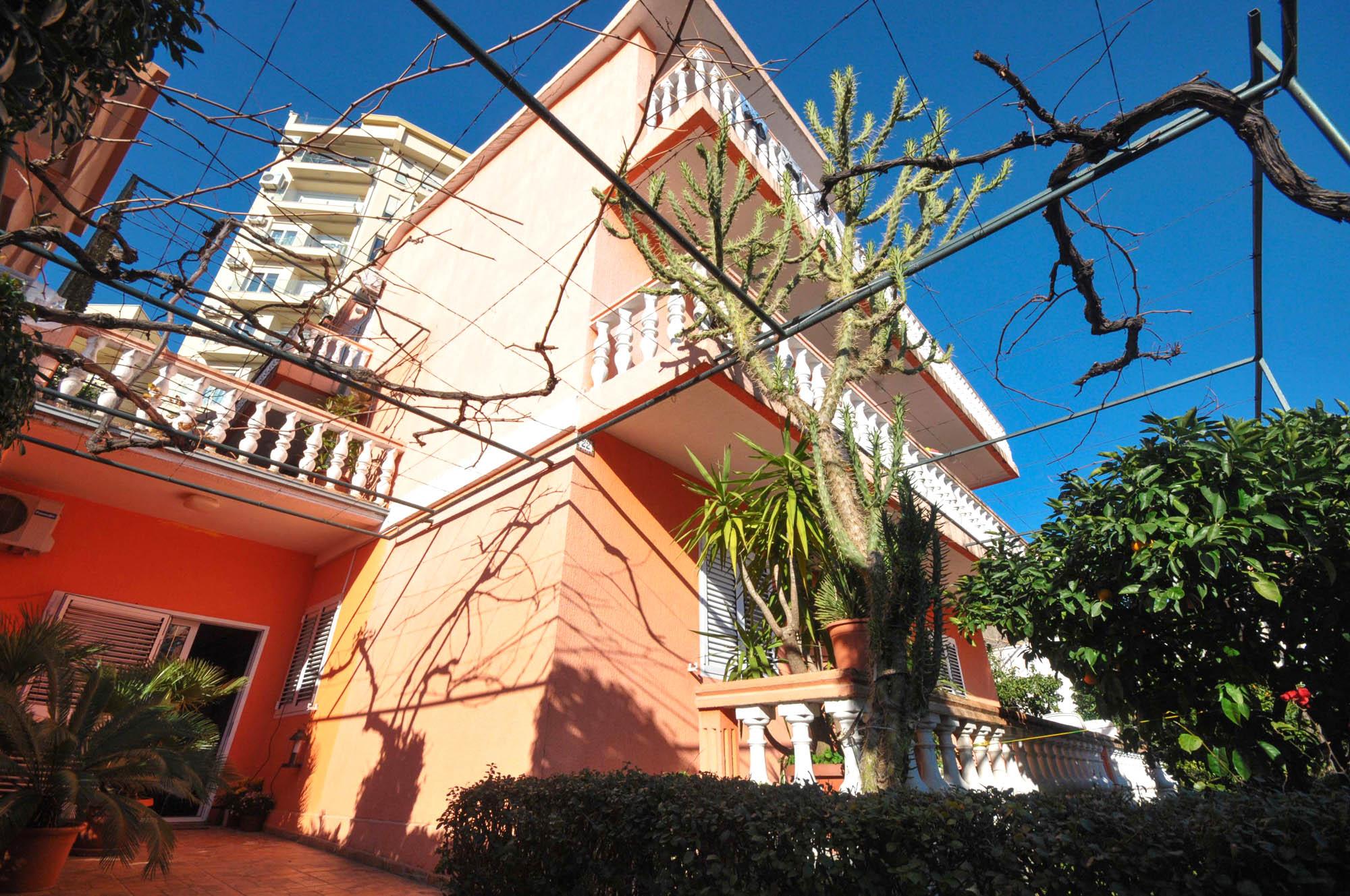 Apartments Orange Budva Exteriör bild